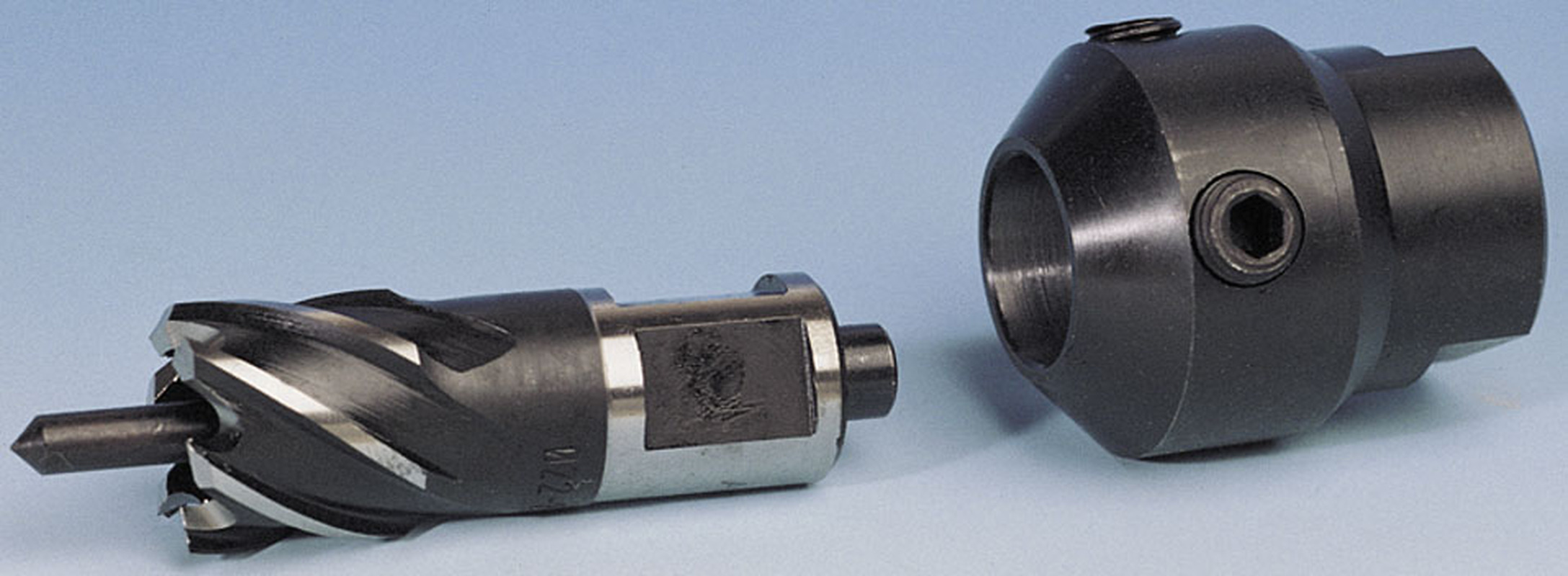 ALFRA Adaptateur avec filetage intérieur sur Weldon